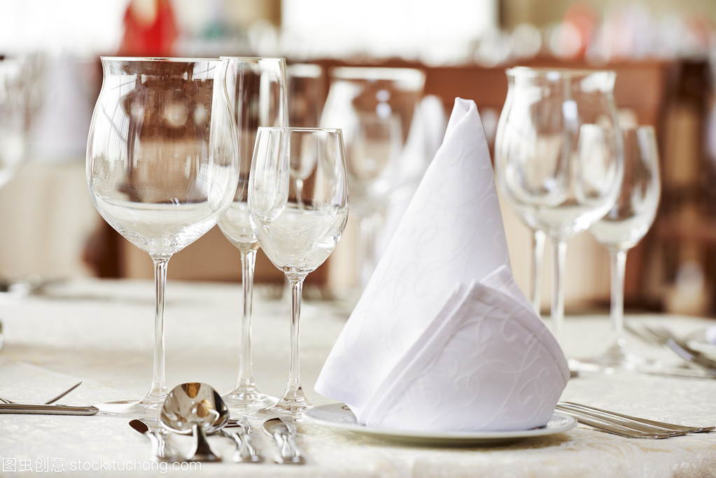 餐飲表組在餐飲服務(wù)中的核心作用